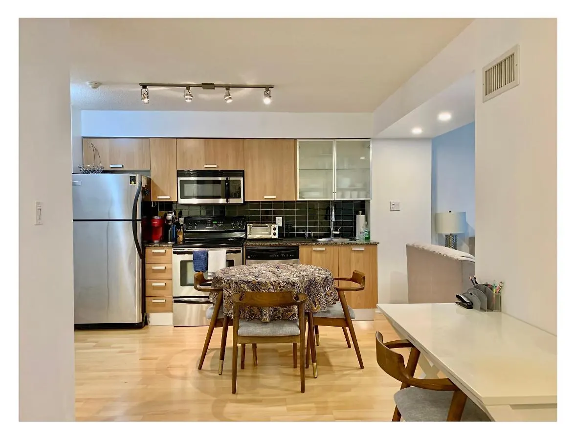 Apartment Comfy 1 Bedroom & Den Condo In Downtown Toronto 1 Queen & 1 Single Bed Kanada